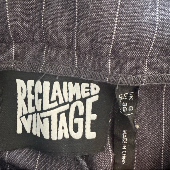 Reclaimed Vintage skirt over pants with hardware in pinstripe - Picture 4 of 9